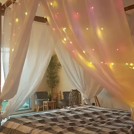 Le Mas Des Anges By Sab Et Pat Appart hôtel Uchaud